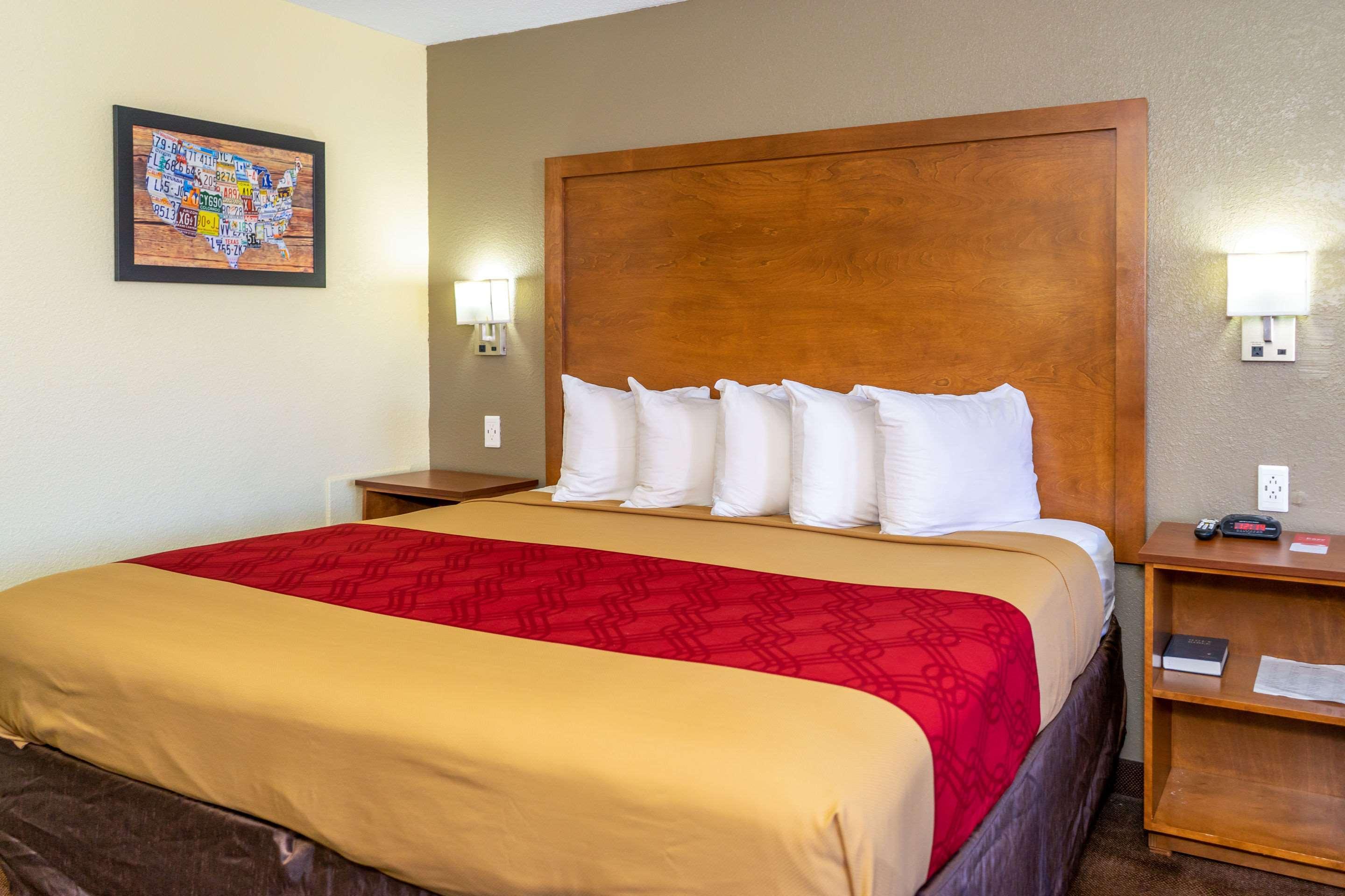 Econo Lodge Weldon - Roanoke Rapids Bagian luar foto