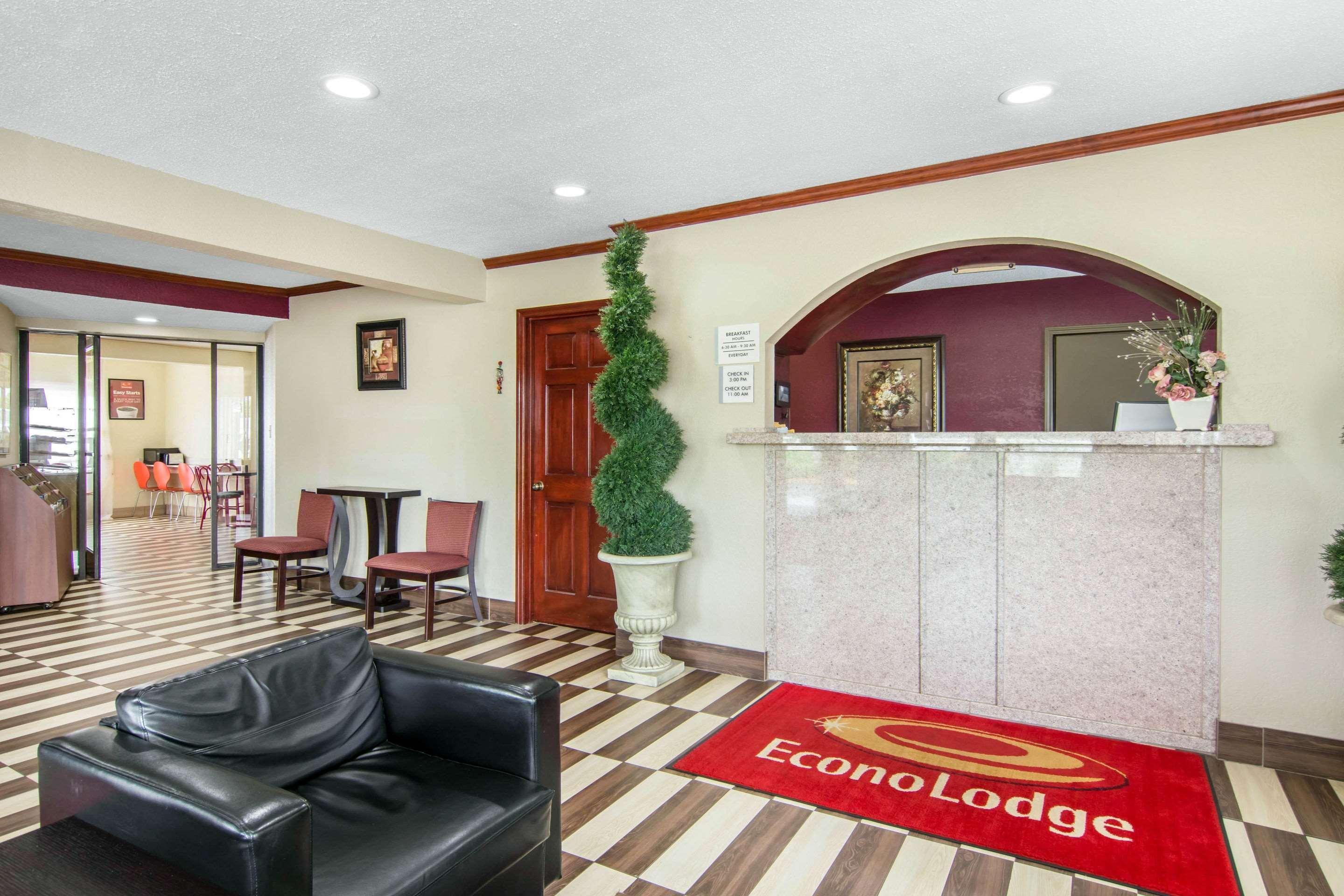 Econo Lodge Weldon - Roanoke Rapids Bagian luar foto