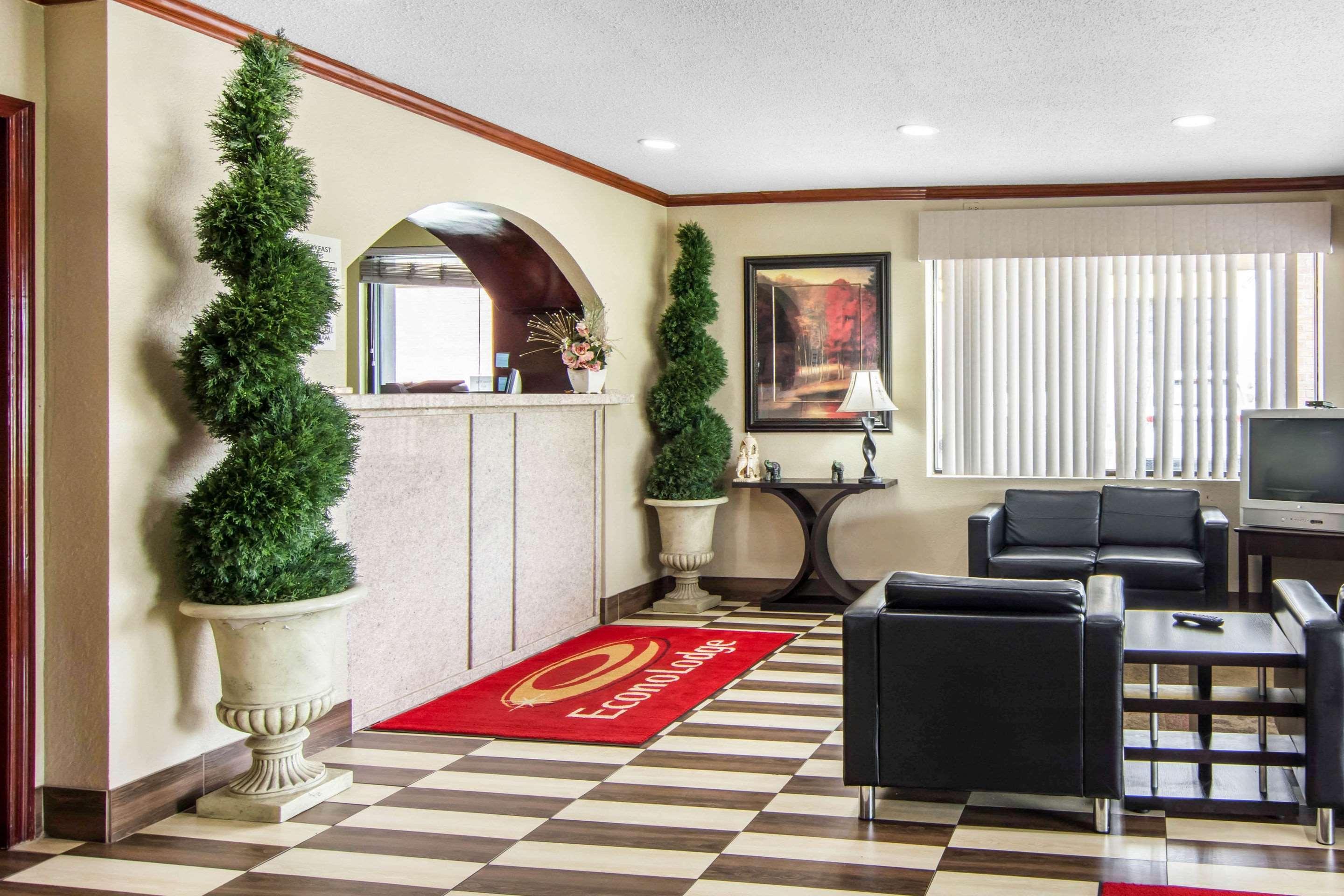 Econo Lodge Weldon - Roanoke Rapids Bagian luar foto