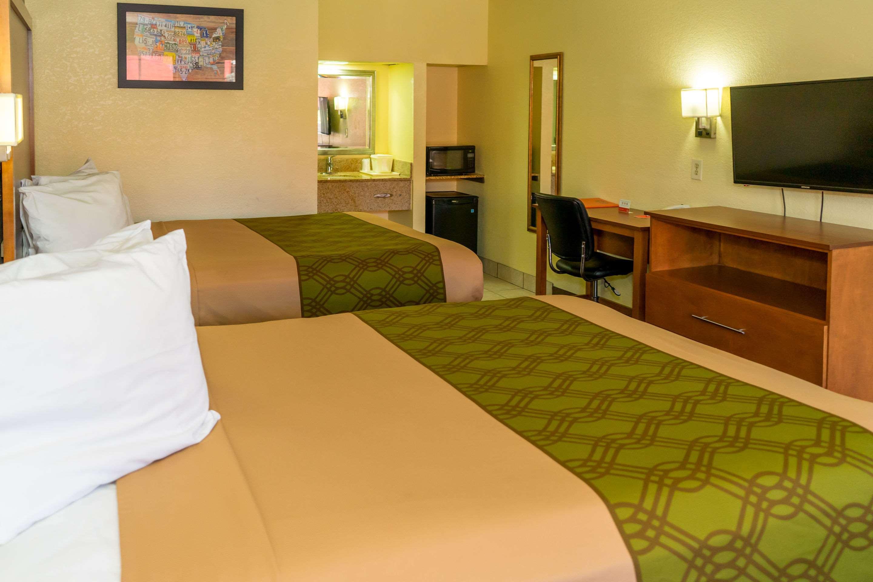 Econo Lodge Weldon - Roanoke Rapids Bagian luar foto